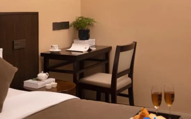 Hongqiao Story Homestay (Phoenix Ancient City Hongqiao Branch)
