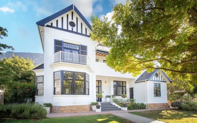 One Kensington Boutique Hotel