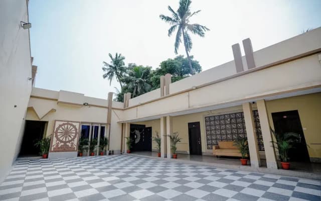 Chanduka Palace
