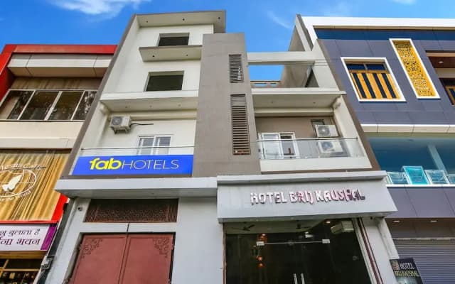 Fabhotel Brij Kaushal