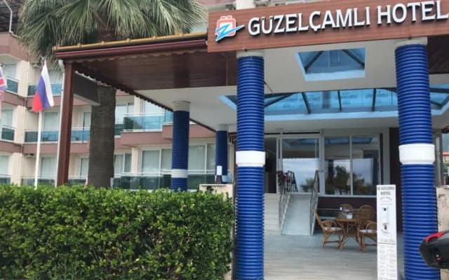 Ozguzelcamli Otel