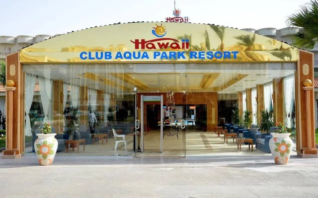 Hawaii Riviera Club Aqua Park - Families and Couples Only