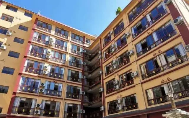 Lancang Chashan Spring Rain Hotel