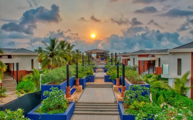 Azaya Beach Resort