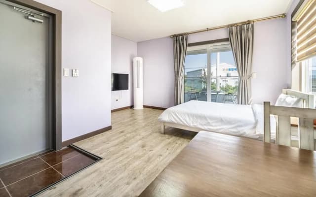 Seogwipo Myhalftime Pension