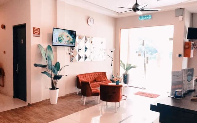 Karang Timur Motel
