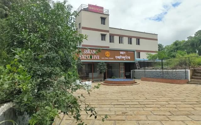 Hotel Sskar Executive