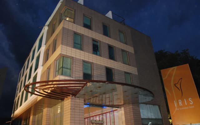 Iris Hotel
