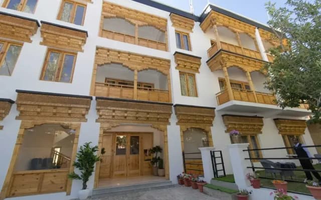 Dragon Residency