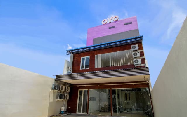 OYO 168 K-15 Residence