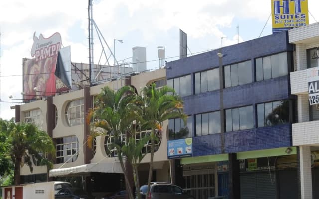 HT Suites Mobiliadas