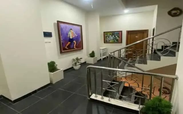 The Cabin Hotel Mantrijeron