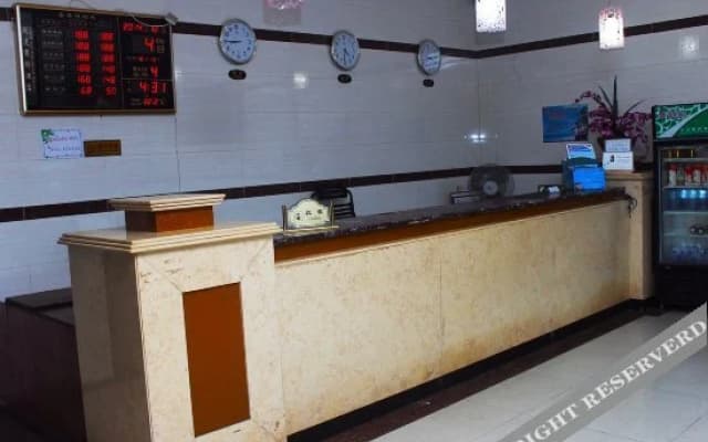 Guanda Business Hotel (Hainan business college store)