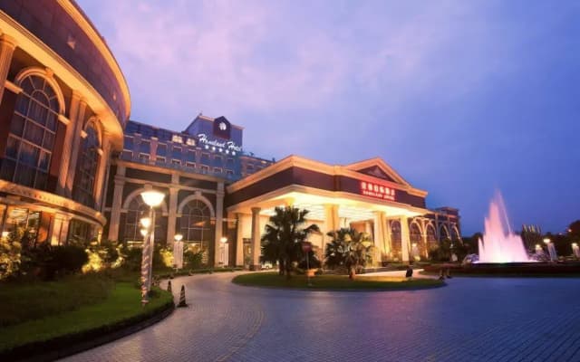 Homeland Hotel