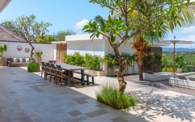 Villa Rasa Senang