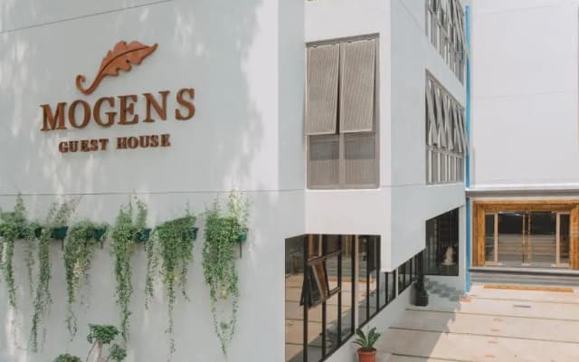 Mogens Guesthouse