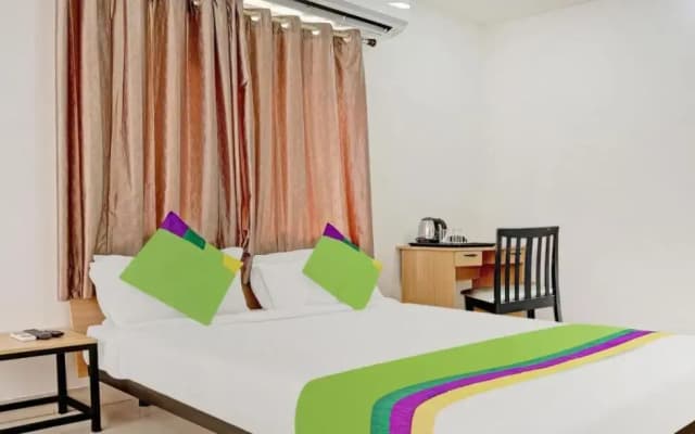 Treebo Trip Hotel Skyline