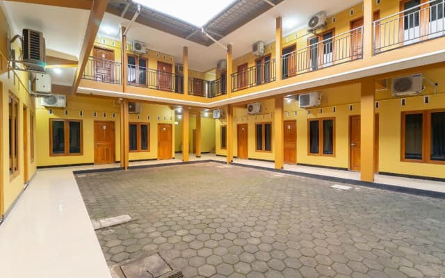 OYO Life 3003 Wisma Handayani Syariah