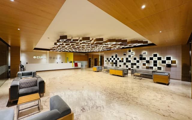 Cubix Hotel