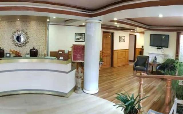 Hotel Sunflower