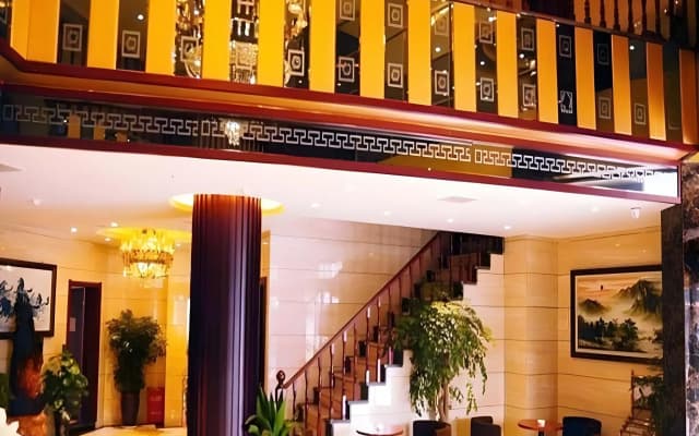 GreenTree Inn Jiangxi Yingtan Railway Station Square Business Hotel