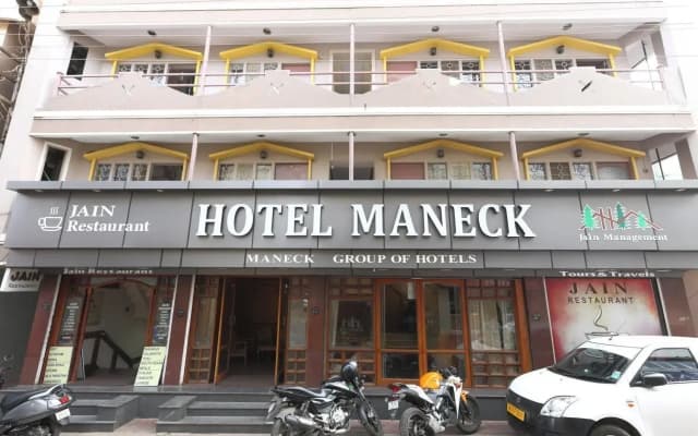 Hotel Maneck