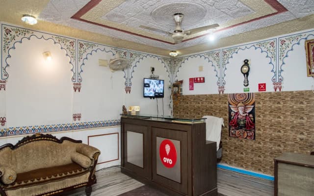 OYO 10319 Hotel Pichola Haveli