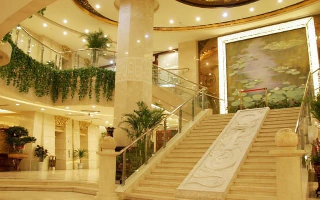 Luoyang Yingtianmen Xinyuan International Hotel (Luoyi Ancient City)