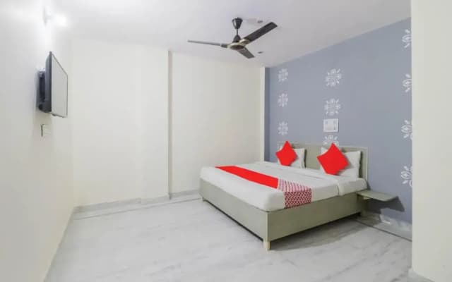 Jps Paradise by OYO Rooms