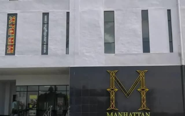 Manhattan Suite ITCC Penampang