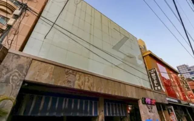 Busan Daeyeon Z Motel