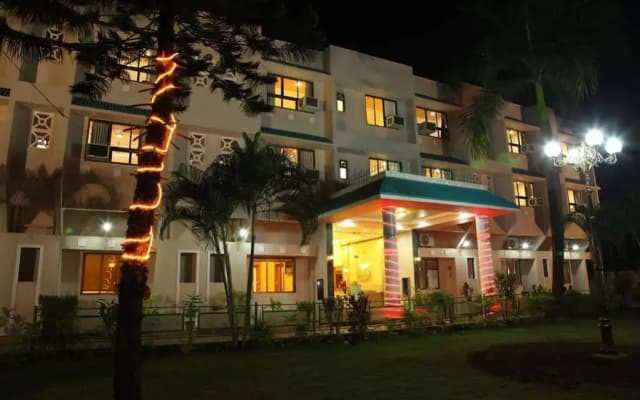 Hotel Ravi Kiran