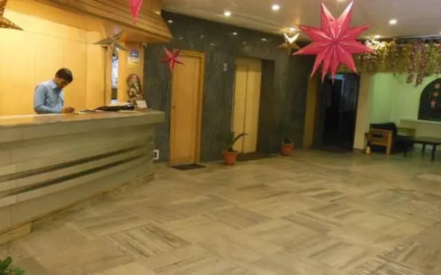 Hotel Reliance