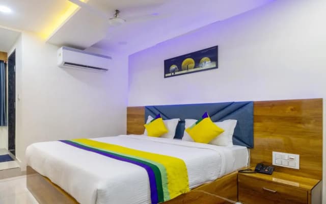 Itsy Hotels Signature, Nehru Nagar