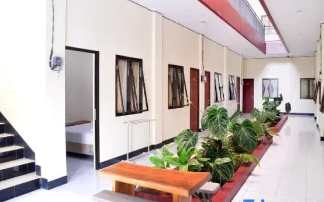 Urbanview @ Nalaya Homestay Mataram
