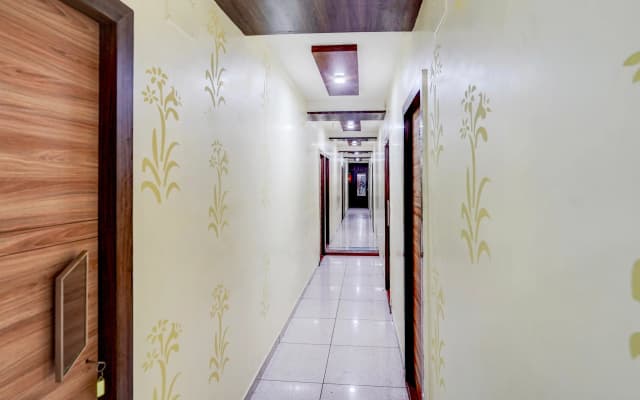 Super Hotel O Naroda GIDC Formerly Yuvraj