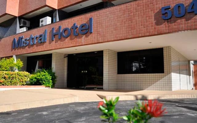 D8 Hotel Express
