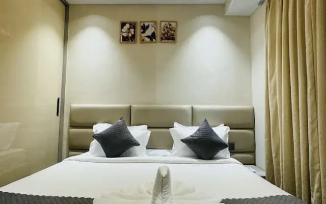 Shreshtam Apart Hotel Kondapur