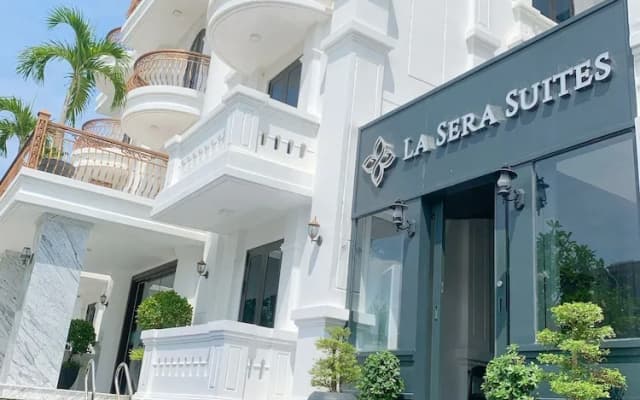 La Sera Suites An Vien
