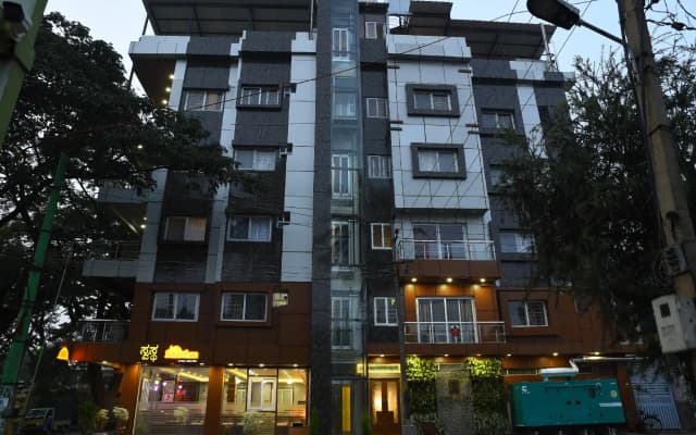 Domus Regency by ShriGo Hotels