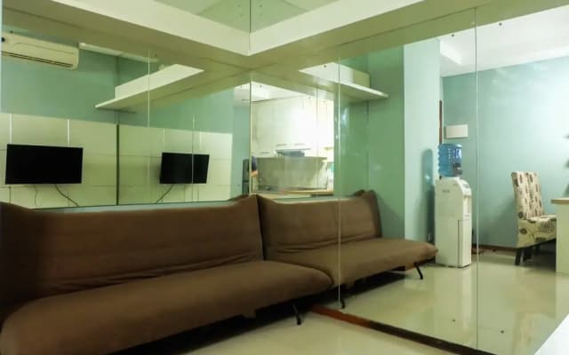 1 BR Thamrin Residence City View By Travelio