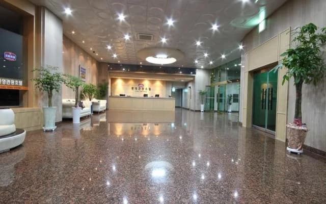 Tongyeong Tourist Hotel