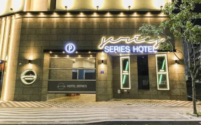 Daegu Hotel Series Lions Park