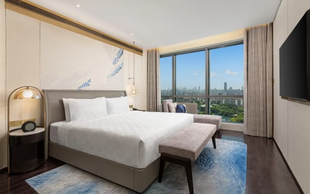 HUALUXE Shanghai Changfeng Park by IHG
