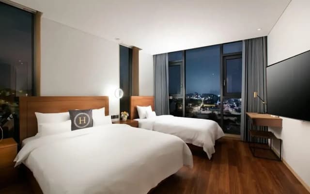 Jeonju Hanbit Hotel