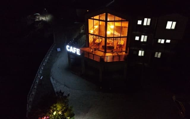 Savsat Kosk Otel