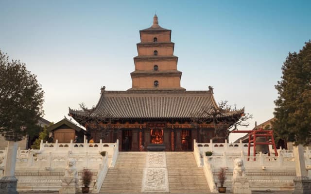 Light Stay·Yuexiang Hotel (Xi’an Dayan Pagoda Metro Station)