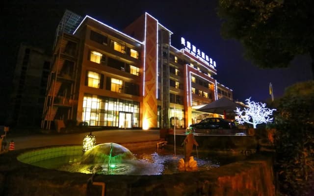 Vilu Reef International Hotel