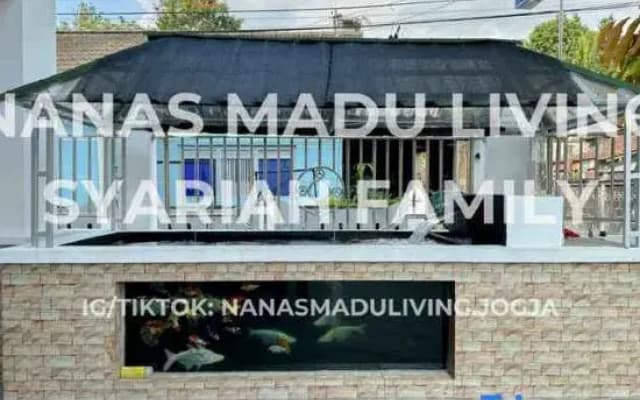 Nanas Madu Living Syariah Family