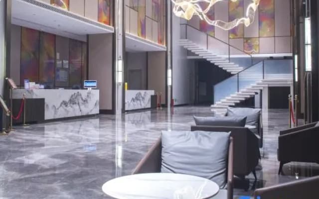 Hotel of Grand Bashan Mountain